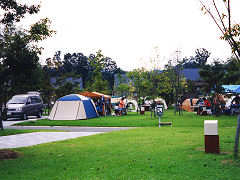 備北 丘陵 公園 キャンプ